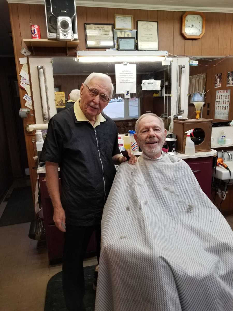 Local News: Local barber laying down his scissors after 59 years (3/10/19)  | Brazil Times